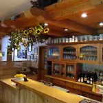 蓝德哈斯托夫祖尔穆勒酒店